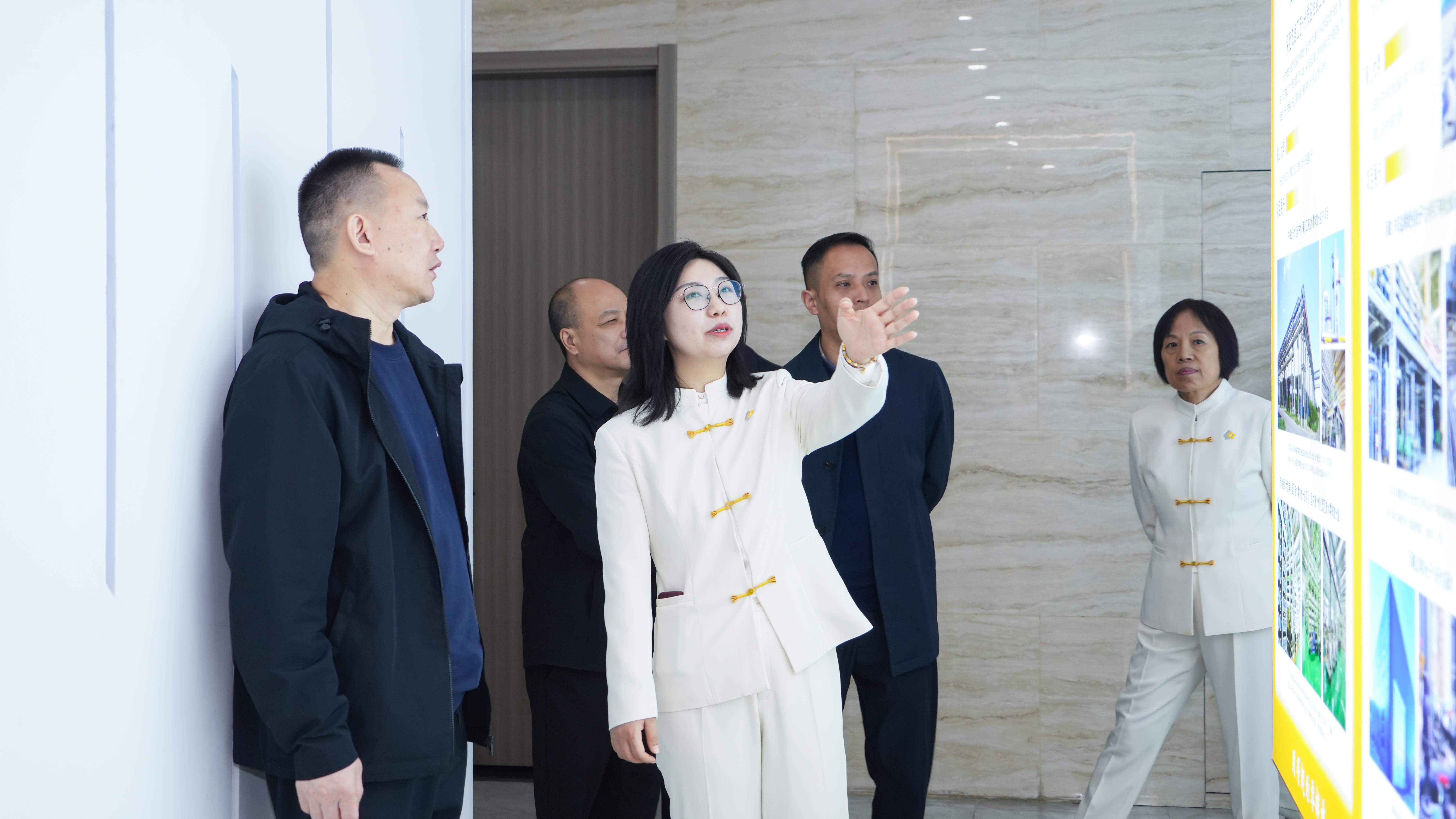 倍头条 | 遂宁市大英县当局辅导莅临尊龙凯z6mg官网调查参观 